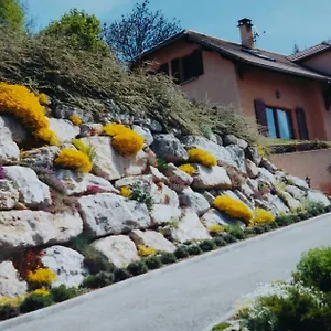 Les Roches Fleuries , Prunières Francia